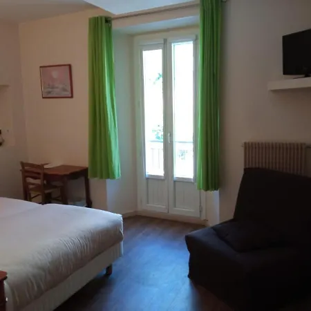 Hotel Le Prieure 2*