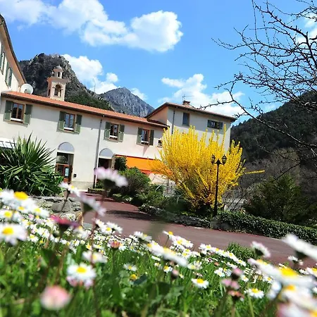 Le Prieure Hotel