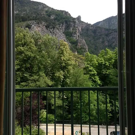 Le Prieure 2* Saint-Dalmas-de-Tende